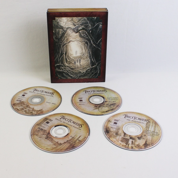 The Lord of the Rings: The Two Towers DVD 2003 4-Disc Set Extended Edition