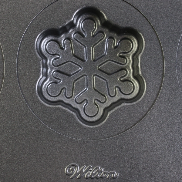 Wilton Christmas Snowflake 1 Dozen Molded Cookie Sheet Pan 11" x 16.5"