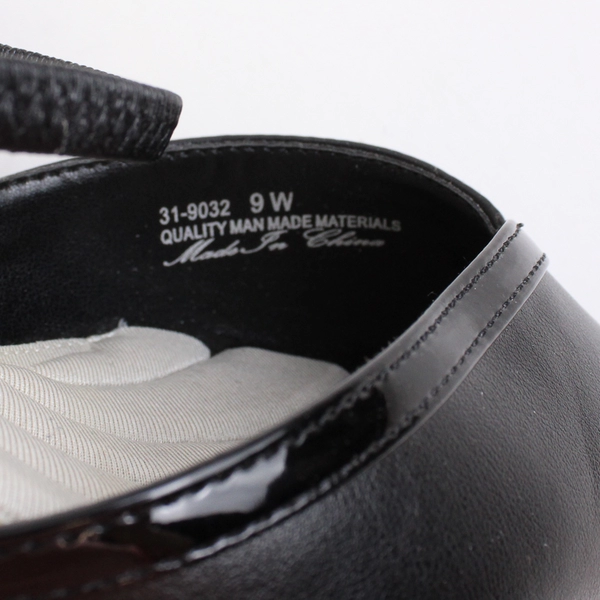 Easy Street Women's 9W Matte Black Unna Pointed Toe Kitten Heel Pumps