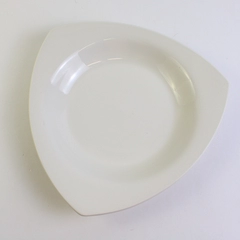 Syracuse China Quadra Solid White Color Ceramic Triangular Plate 10.75" Diameter