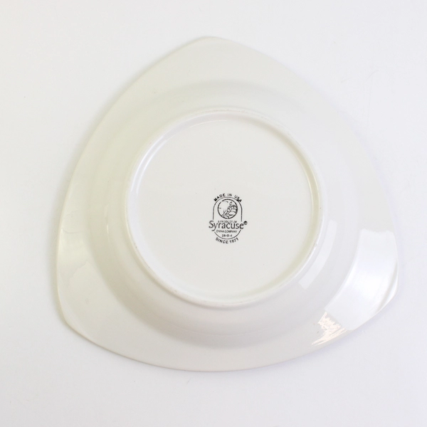 Syracuse China Quadra Solid White Color Ceramic Triangular Plate 10.75" Diameter