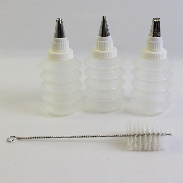 The Pampered Chef Decorator Bottle Set (3 Bottles, 1 Cleaning Brush)