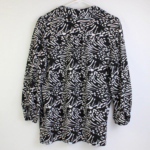 Notations Black and White Leopard and Zebra Print Button-Up Women's Large