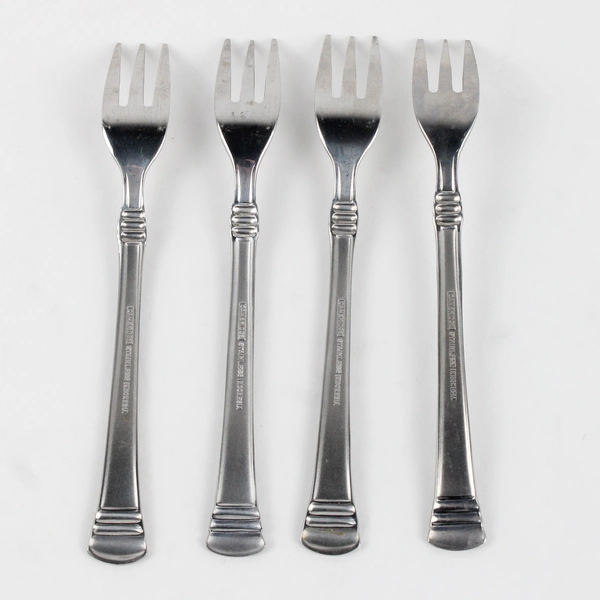Lot Of 4 Cambridge Silver Codie Pattern Cocktail/Seafood Forks SS Hard To Find