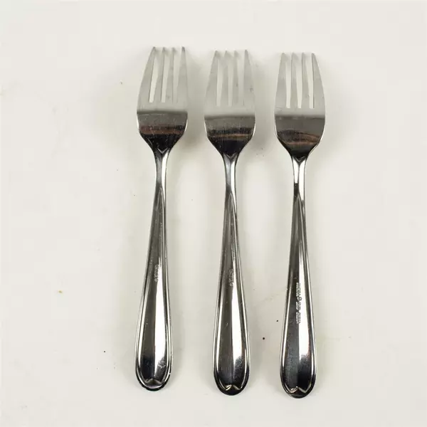 Lot of 3 Oneida Silver Wagner Pattern 18/10 Stainless Salad Forks 7" Rare HTF