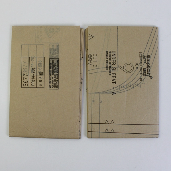 Simplicity Andrea Schewe 3677 Costumes For Adults Womens Size RR (14,16,18,20)