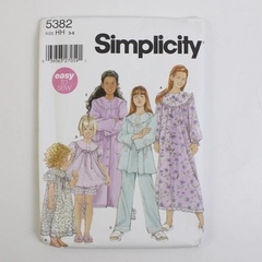 Simplicity 5382 Easy to Sew Nightgown, Robe & PJs Patterns Girls Size HH (3-6)