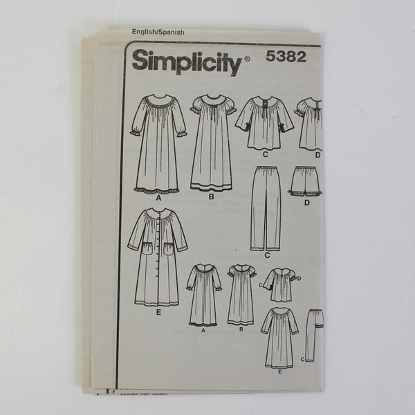 Simplicity 5382 Easy to Sew Nightgown, Robe & PJs Patterns Girls Size HH (3-6)