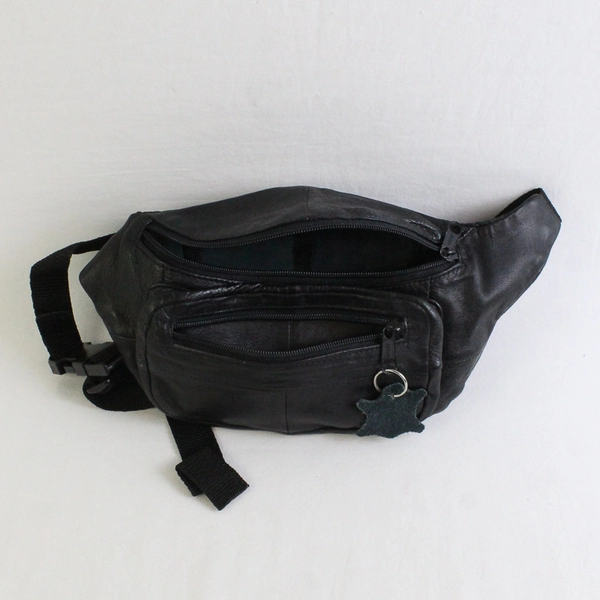 Vtg Buxton Cashmere Lambskin Soft Leather Black Zippered Fanny Pack