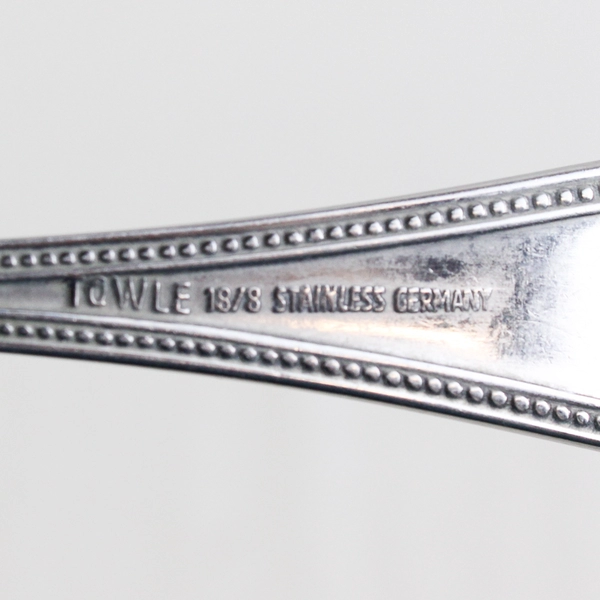 Towle Silver Beaded Antique-Engraved 18/8 Stainless Teaspoon 6.25" Good 