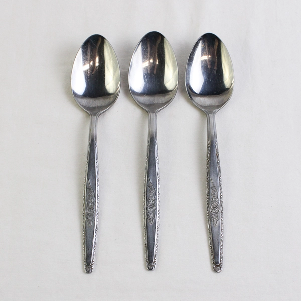 Lot of 3 Stylecraft SYF2 Pattern Oval Shaped Soup Spoons Stainless 7.25" Good