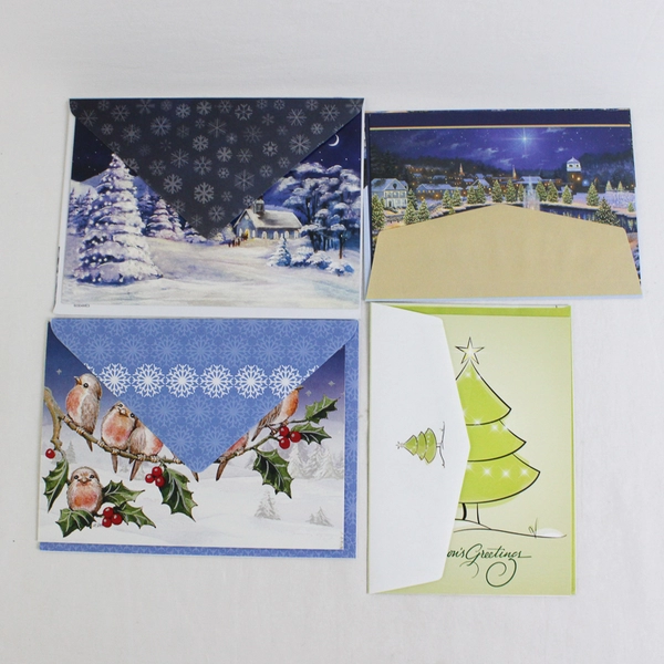 Lot of 14 Christmas Holiday Greeting Cards with Envelopes