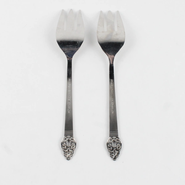 Lot Of 2 Oneida Silver Rogers Danish Court Flatware Serving Forks 8.5" Long
