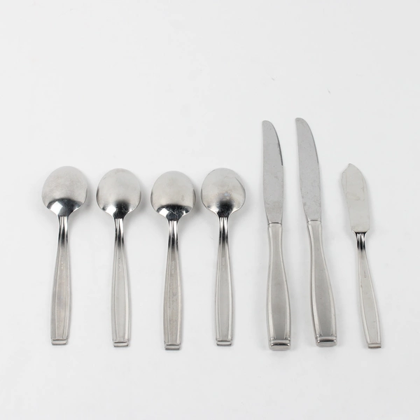 Lot Of 7 Oneida Silver Satin Shasta (Stainless) Flatware 3 Knives & 4 Spoons