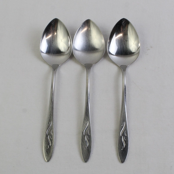 Lot of 3 Oneida Oneidacraft Deluxe Ember Glow Stainless Oval Soup Spoons 6.75"