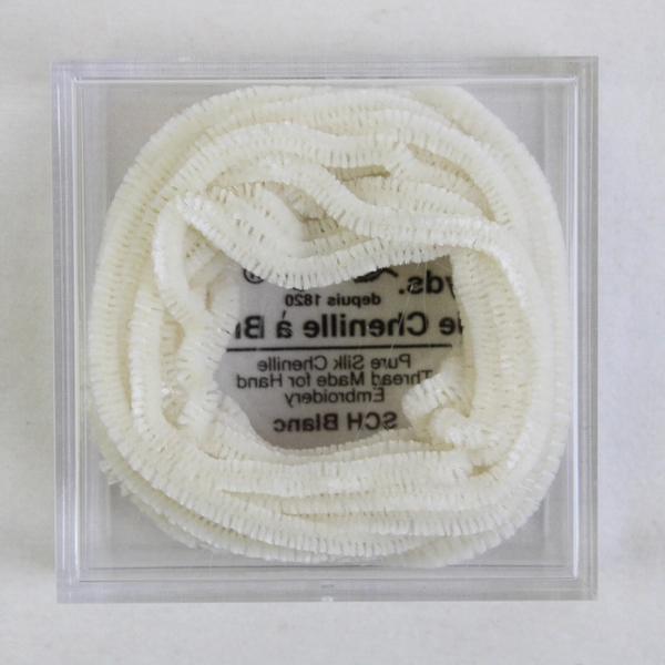Au Ver a Soie Pure Silk Chenille Thread, 3 Yards White New 