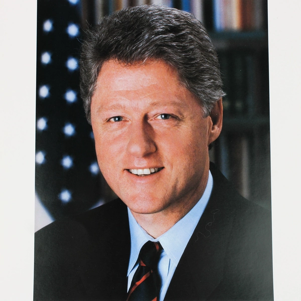 President Bill Clinton Official Portrait 8X10 Photo Autopen Signature