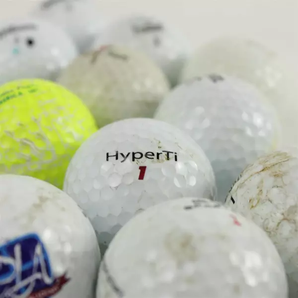 Lot of 19 Wilson Golf Balls Used Good Pre-Owned