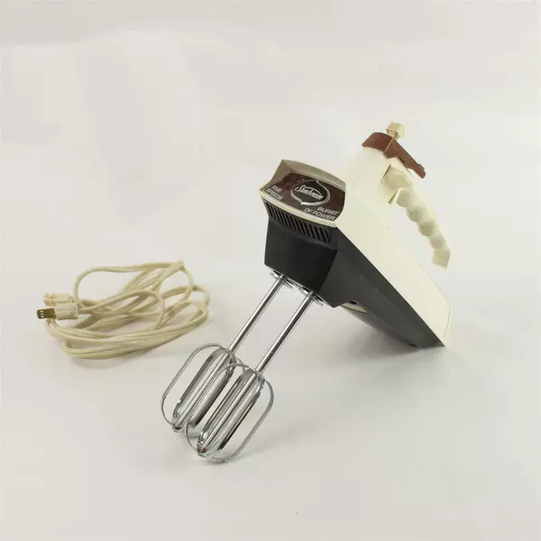 Vintage Sunbeam Mixmaster Heavy Duty 5-Speed Hand Mixer Cream/Brown