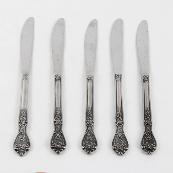 Set of 5 Vintage Normandy Rose Pattern Stainless Steel Modern Solid Dinner Knife
