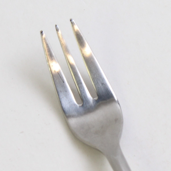 Lot Of 2 Gourmet Settings Beam Pattern 18/10 Stainless Serving & Cocktail Forks