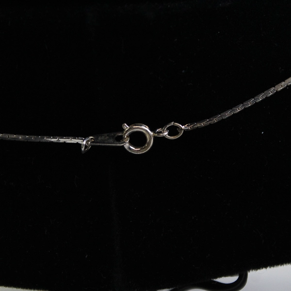 Unbranded Faux Diamond Charm on Silver-Toned Chain Necklace 17"