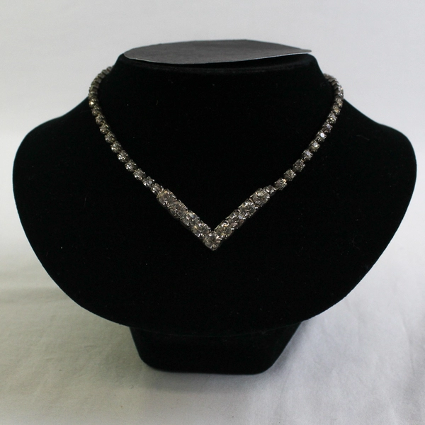 Vintage Unbranded Silver Toned V-Shaped Faux Diamond Tennis Necklace 15"