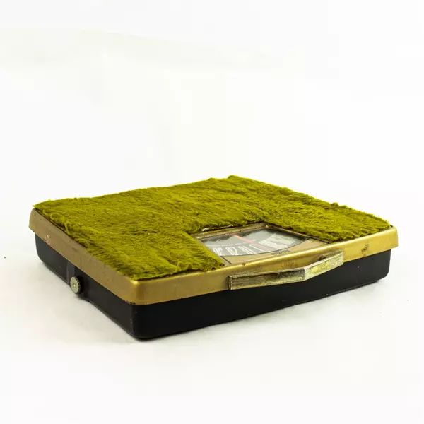 Vintage Borg Carpeted Bathroom Scale Collectible Retro 9.5x11.5x2.25 in