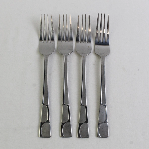 Lot Of 4 Hampton Silversmiths River Frosted (Stainless) Flatware Dinner Forks