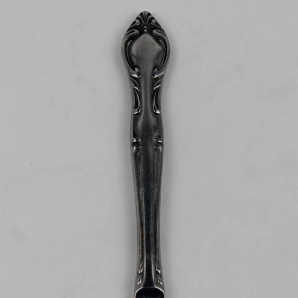 Lot of 2 Hampton Court Stainless Steel Dinner Knives 8.75" Japan Flatware