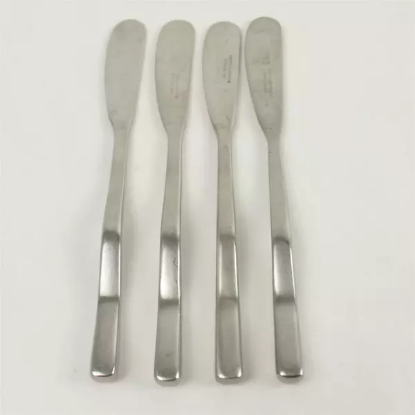 Set of 4 Hampton Silver Smith HSV12 Wavy Stainless Flat Handle Butter Knives
