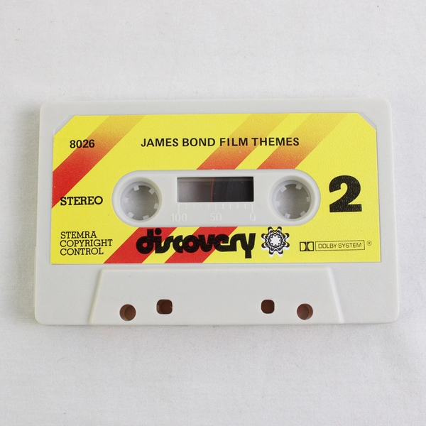 Music Cassette 16 James Bond Film Themes Discovery Studio