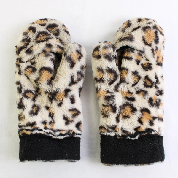 Fashion by Mirabeau Faux Fur Animal Print Cuffed Mittens One Size