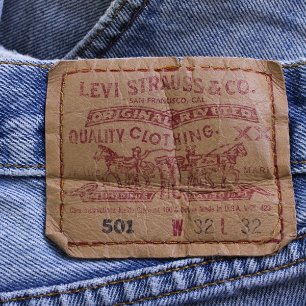 Levi's 501 Men 32x32 Button-fly Distressed Light Wash Straight Leg Denim Jeans