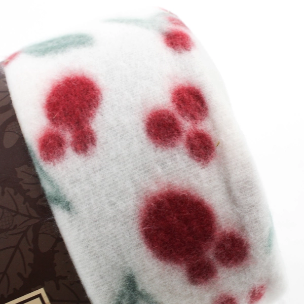 Pine Creek Fleece Throw Blanket Merry Berries Design 46" x 63"