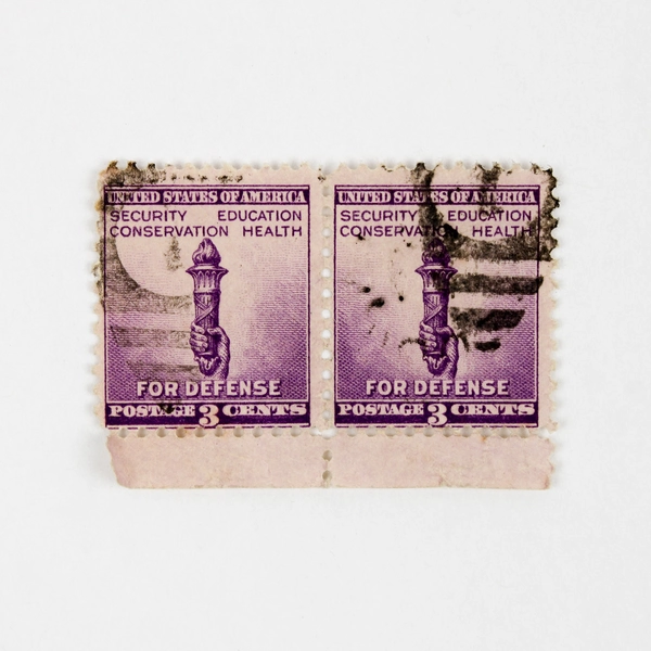 Lot Of 4 United States 1940 National Defense Torch Army Navy 2c 3c Stamps Used