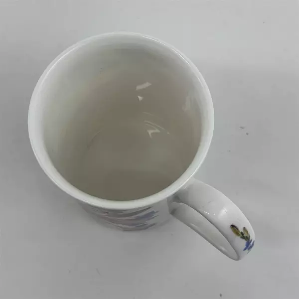 The Lascelles Collection 2008 Pink/Purple Floral Pattern Ceramic Mug 4.25" Tall