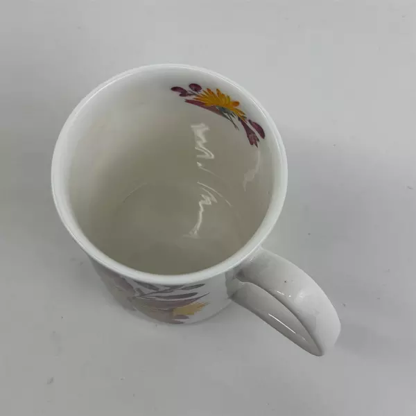 The Lascelles Collection 2008 Yellow & Purple Floral Pattern Ceramic Mug 4.25"