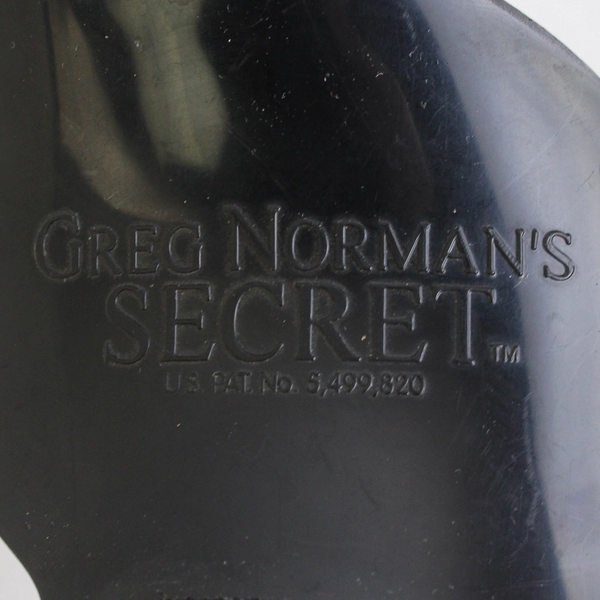 Greg Norman's Secret Golf Grip Trainer US Pat No 5499320