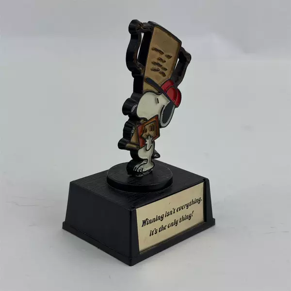 Vtg 1971  Aviva  Peanuts Snoopy Trophy Figure Winning Isn't Everything