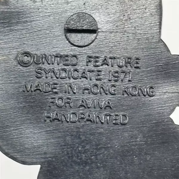 Vtg 1971  Aviva  Peanuts Snoopy Trophy Figure Winning Isn't Everything