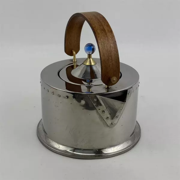 Bodum C Jorgensen Tea Pot  Made in Italy Wooden Handle Inox 18/10 Stainless