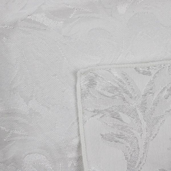  Lot Of 2 Unbranded Matching White Fabric Napkins Leaf Pattern 16" x 16"