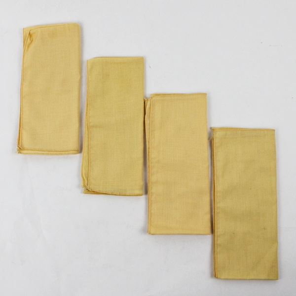  Lot Of 4 Unbranded Matching Solid Yellow Color Fabric Napkins 15" x 17"