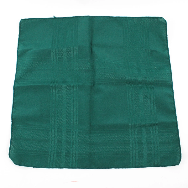 Lot Of 4 Unbranded Matching Solid Forest Green Color Fabric Napkins  17" x 17.5"