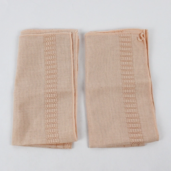 Lot Of 2 Unbranded Matching Peach Pink Woven Fabric Napkins 17" x 16"
