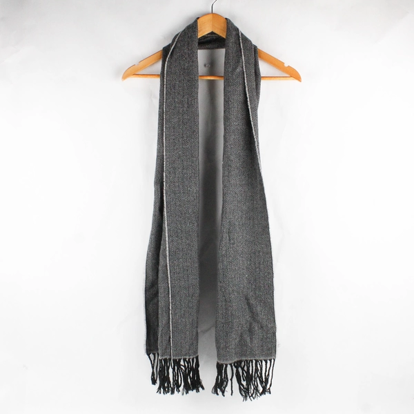 Old Navy Herringbone Patterned Black & Gray Woven Scarf 70" Unisex