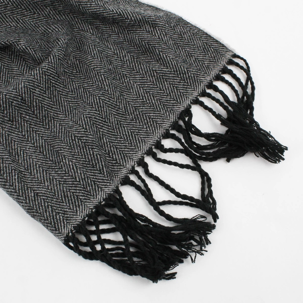 Old Navy Herringbone Patterned Black & Gray Woven Scarf 70" Unisex