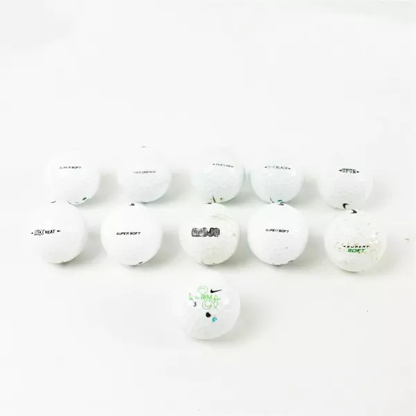 Lot of 11 Assorted Nike Golf Balls Used Various Models & Colors