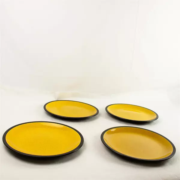 Set of 4 Vintage Mikasa Terra Stone Saffron Dinner Plates 1974-79 10.75"